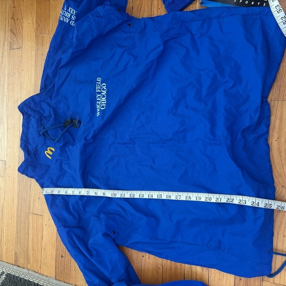 Vintage 1991 Wrigley Field McDonald's Press Day Windbreaker Size Medium - Picture 5 of 9